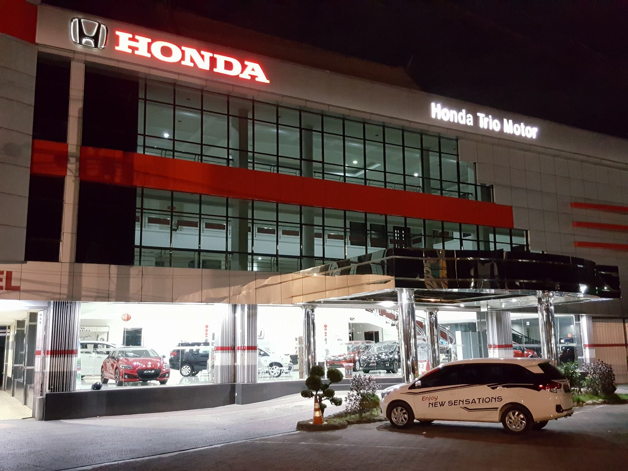  Bengkel  Cat  Mobil  Honda Semarang desain spanduk kreatif